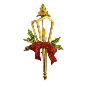ART Arthur Pepper Gold Tone Enamel Christmas Candle Lamp Post Pin Brooch, M878